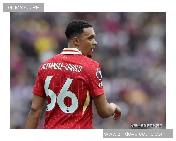 足球明星阿诺德的精彩瞬间与职业生涯回顾图片集锦